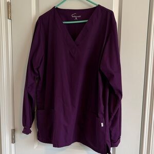 Purple scrub set- Large top & Medium bottoms.